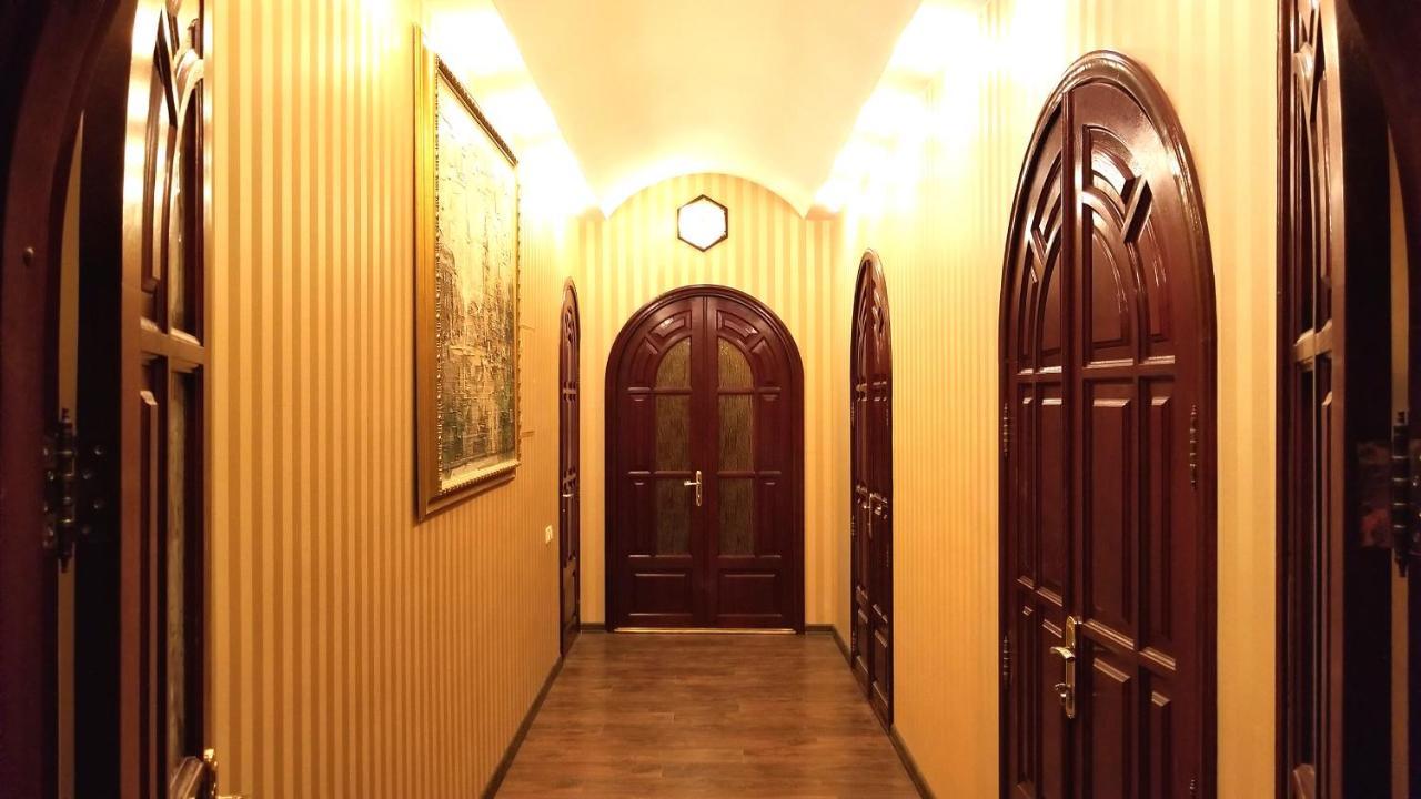 Kiev Central Boutique Hotel Kyiv Exterior foto