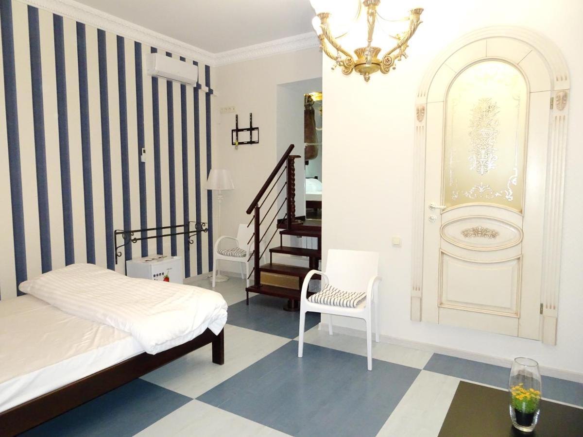 Kiev Central Boutique Hotel Kyiv Exterior foto